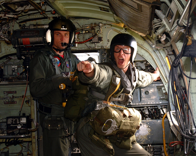 Parachute jumpers